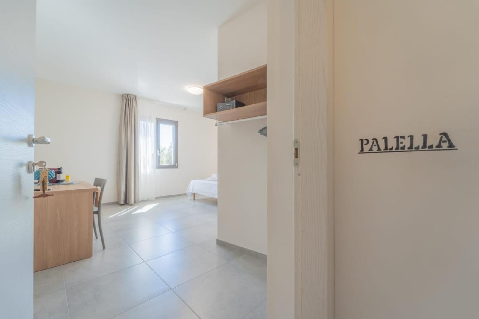 Calafato Guest house *